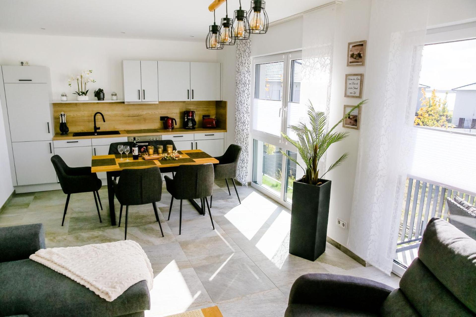 Apartmenthaus Windland Pouch Bagian luar foto