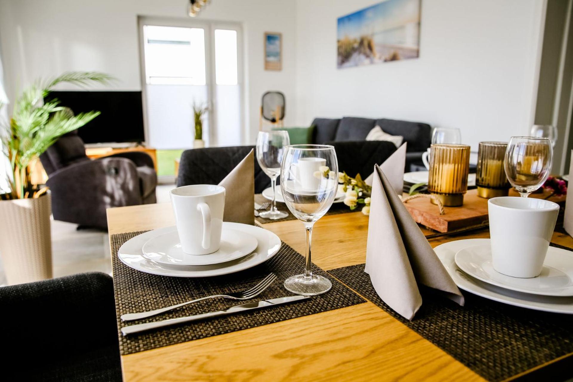 Apartmenthaus Windland Pouch Bagian luar foto