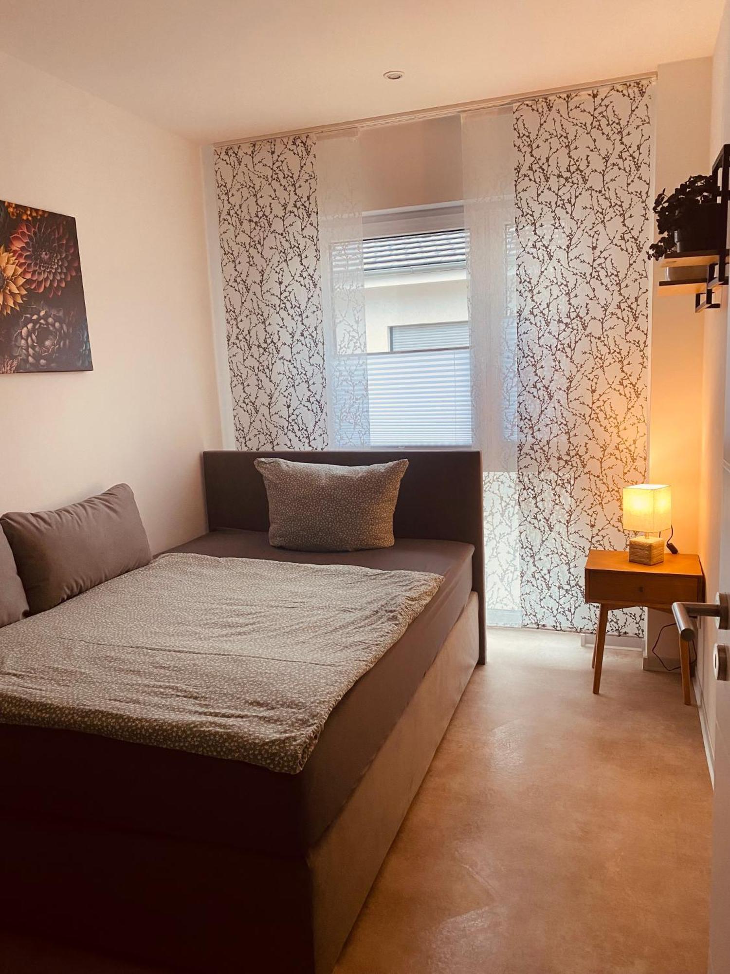 Apartmenthaus Windland Pouch Bagian luar foto